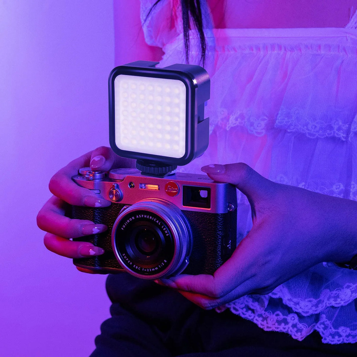 Professional Studio Video Light: CRI 97 + RGB, 2500K ~ 8500K, 3 Cold Shoe Mounts & Diffuser