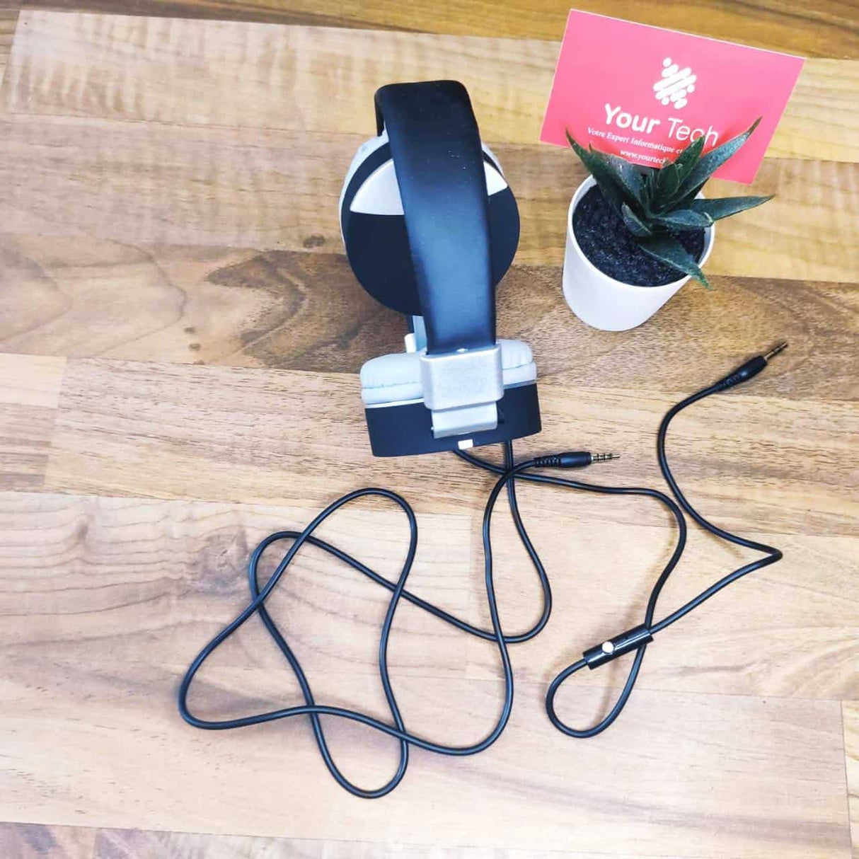 Casque Aya Bonne qualité sonore Bass+ et cable aux + micro