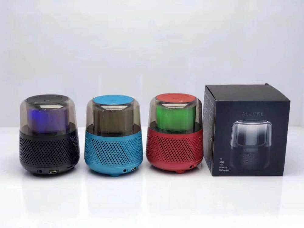 Haut-parleur acrylique Transparent Bluetooth LED caisson de basses coloré en cristal