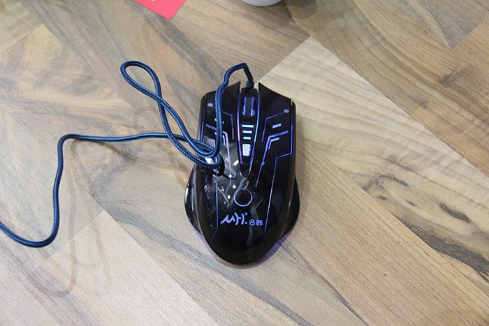 souris WiFi éblouissante filaire gamer RGB