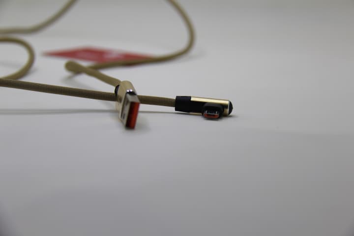 Câble de données T bend de haute qualité et charge de type C et V8 Samsung