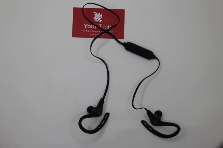 Écouteur sans fil édition spéciale noir ou blanc par Powerboyi 2