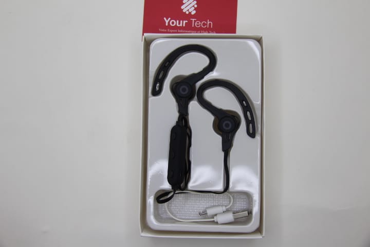 Écouteur sans fil édition spéciale noir ou blanc par Powerboyi 2