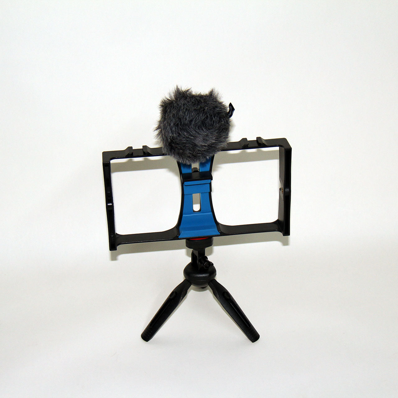 حزمة ميكروفون ومنصة مثبتة وحامل ثلاثي