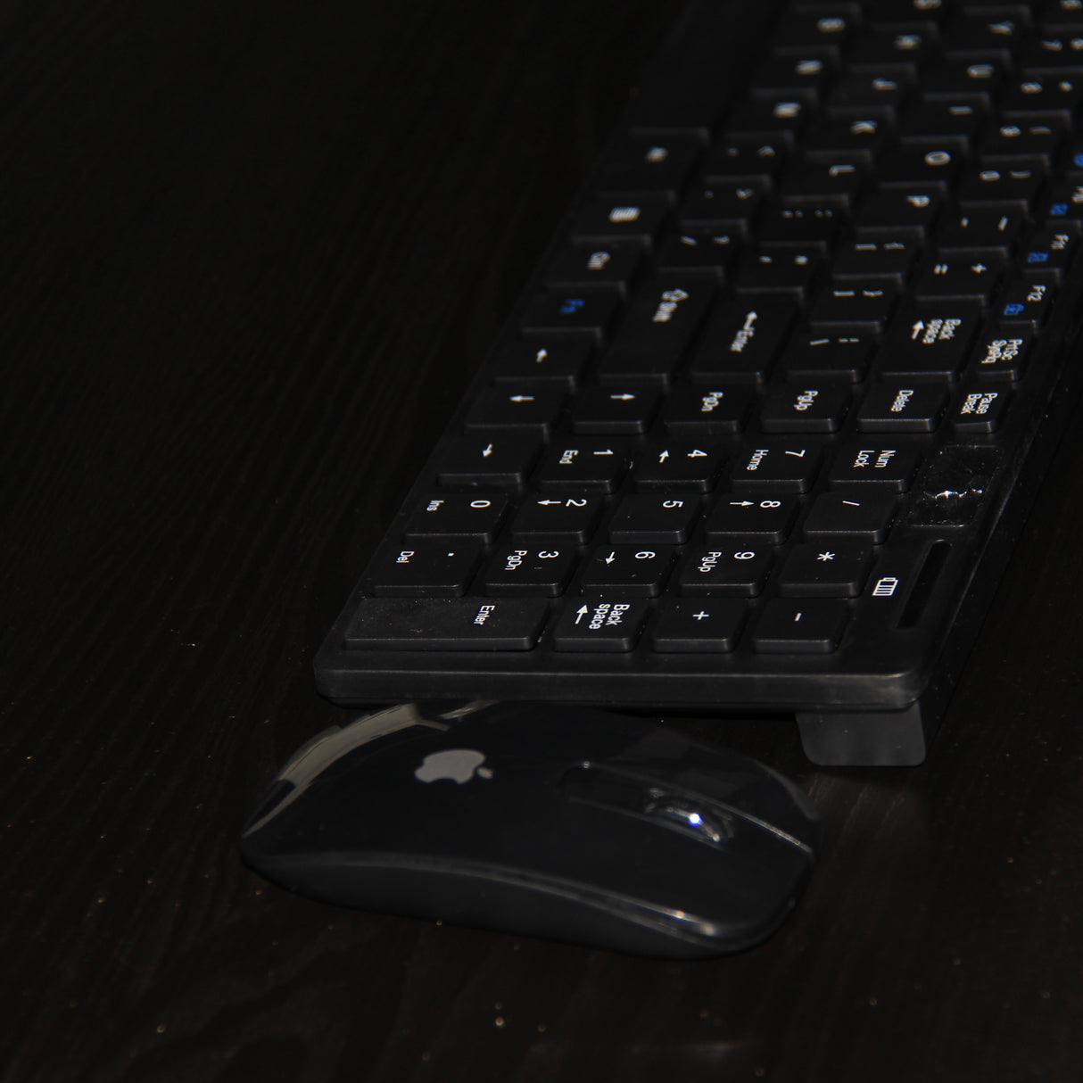 Clavie et souris sans fil 2.4GHz avec protection de clavie