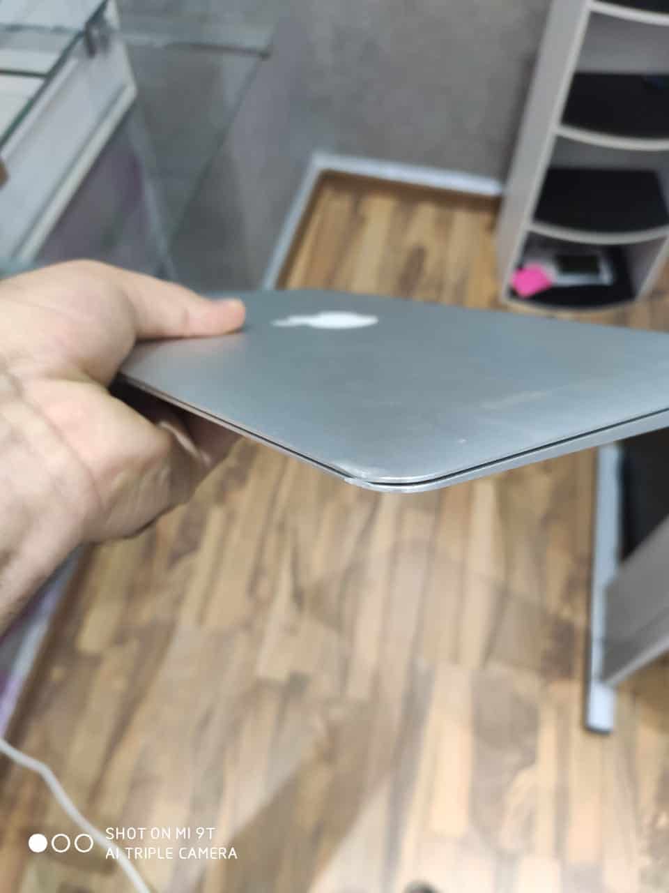 MacBook air core i7 1.7Ghz 8go Ram 256go SSD 2013
