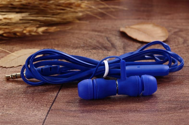 Ecouteurs filaires Ecouteurs avec aimant Karler 404