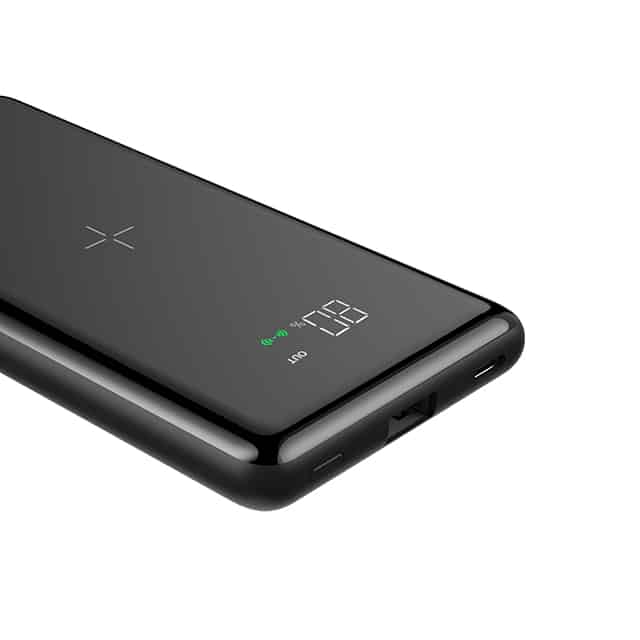 RECCI 8000mAh portable digital power display wireless power bank