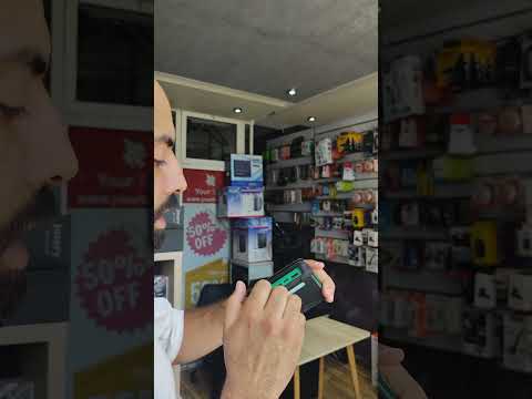 Powerbank Solaire 10000mAh | 4 Panneaux Solaires Pliables | Résistant à l’Eau & Chocs avec Lampes LED SOS