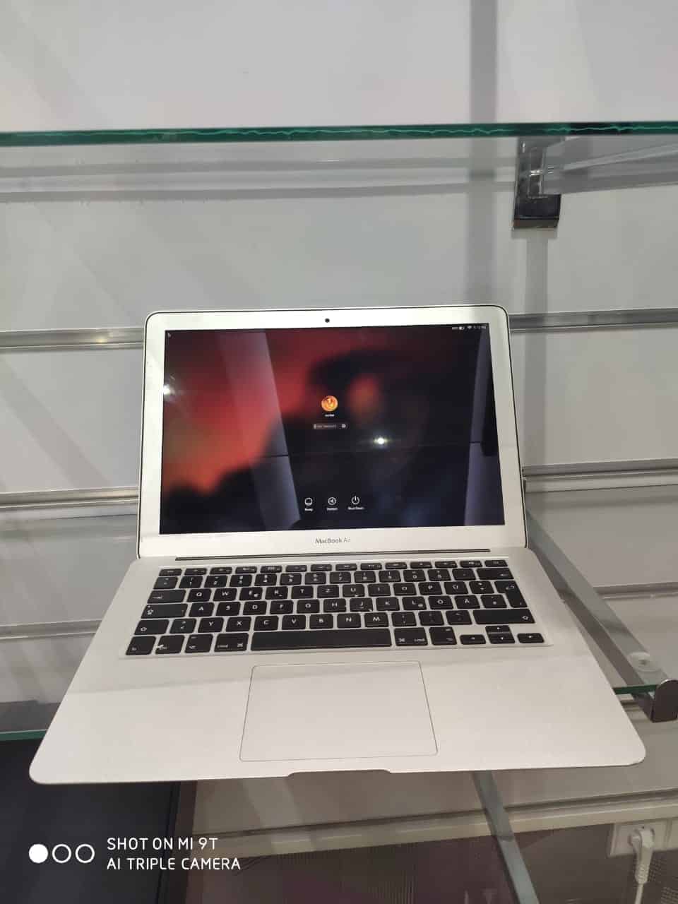 MacBook air core i7 1.7Ghz 8go Ram 256go SSD 2013
