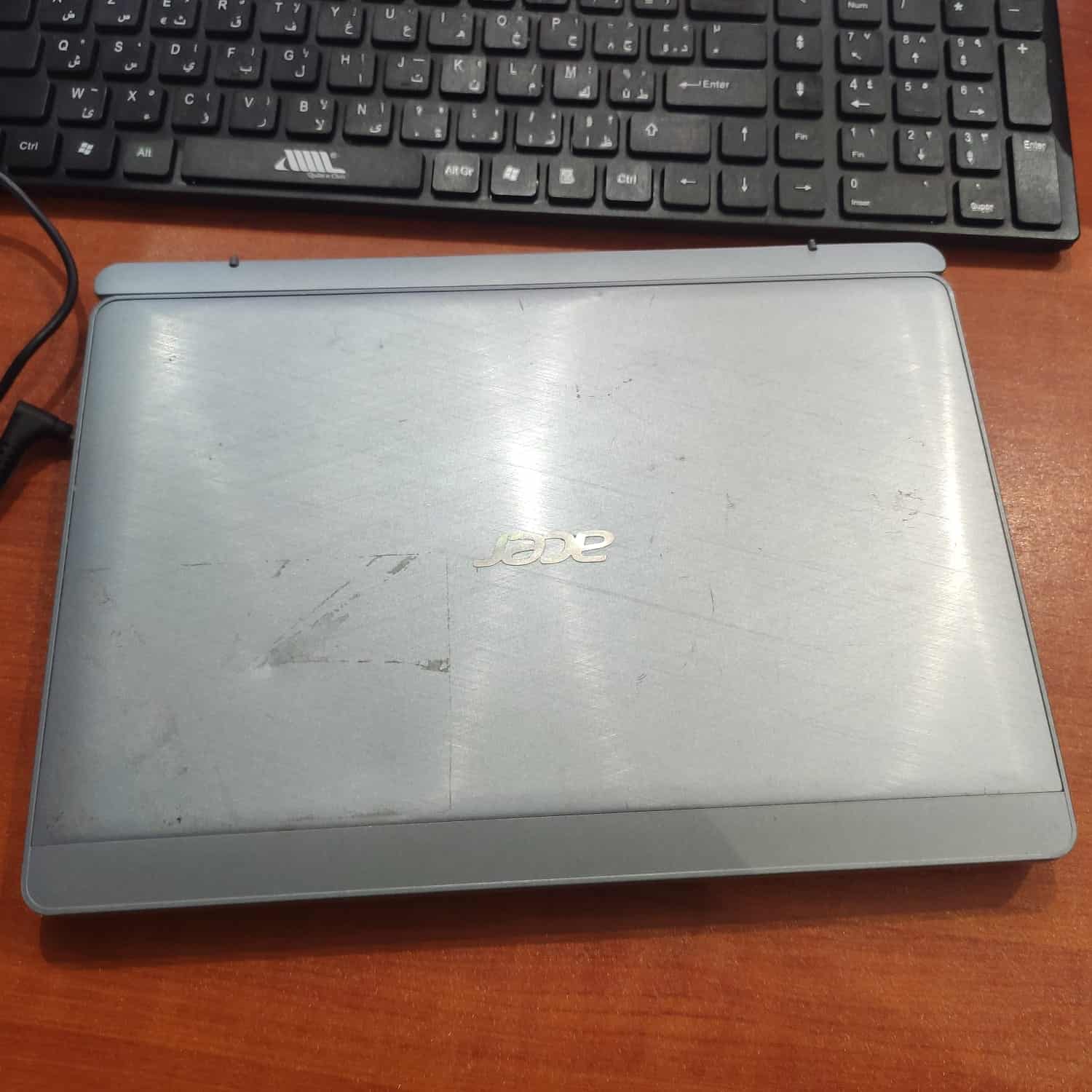 Acer Aspire Switch SW5-012 FHD 10.1 inch 2GB 32GB QC Intel Atom Z3735F WiFi 2MP Camera Win 10