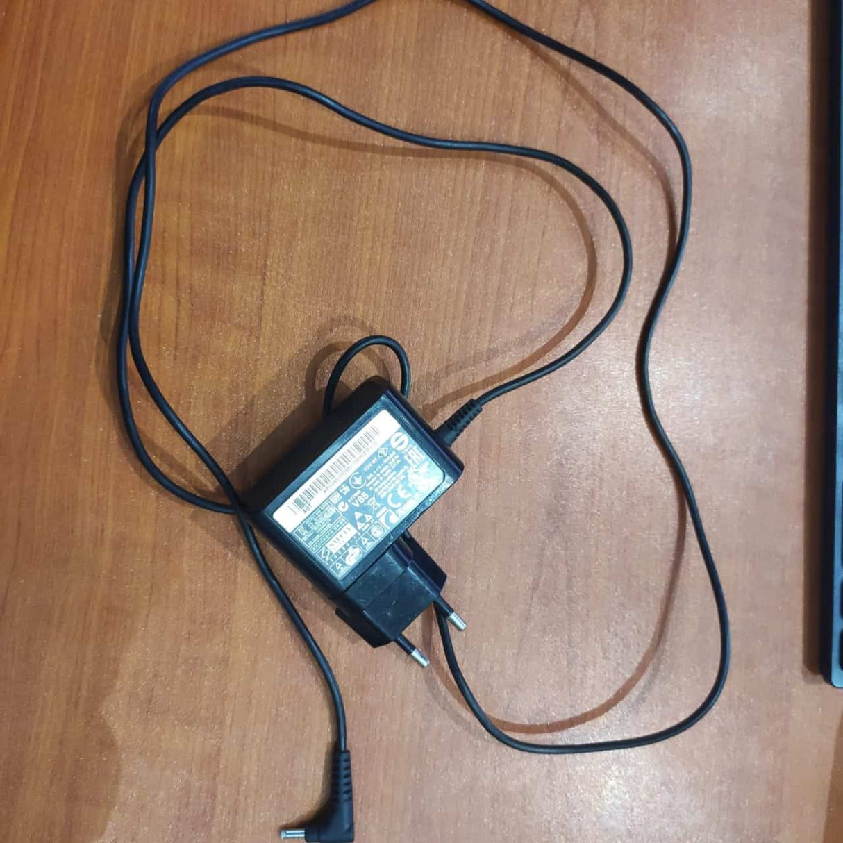 Acer Aspire Switch SW5-012 FHD 10.1 inch 2GB 32GB QC Intel Atom Z3735F WiFi 2MP Camera Win 10