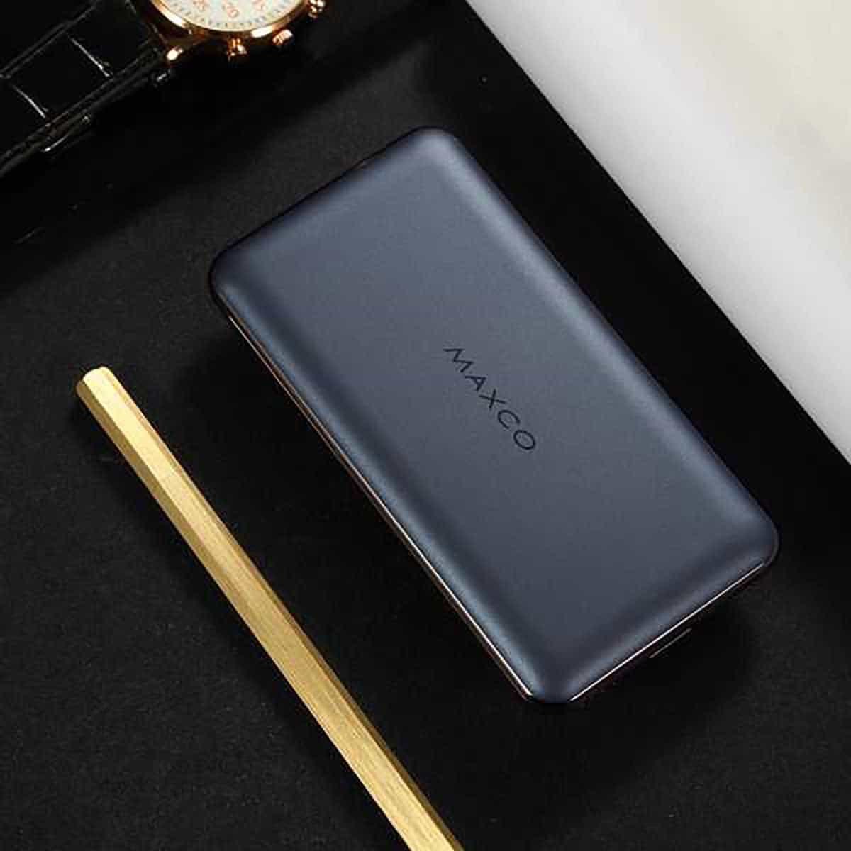 MAXCO MP-10000A Power Bank 10000mAh Chargeur portable Chargeur de sauvegarde ultra-compact Sortie 2.4A Charge haute vitesse pour iPhone iPad Samsung Galaxy et plus