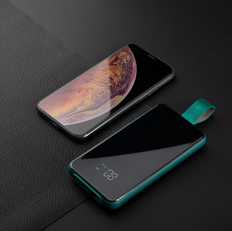 RECCI PB-P03 Charge rapide PD 18W + batterie externe de charge sans fil 10W avec fonction ventouse